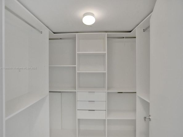 6620 Indian Creek 114, Miami Beach FL 33141