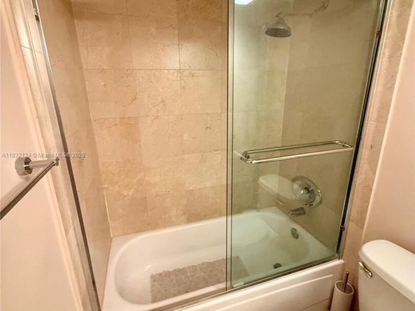 10275 Collins Ave 229, Bal Harbour FL 33154