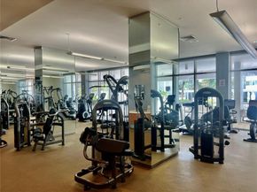 10275 Collins Ave 229, Bal Harbour FL 33154
