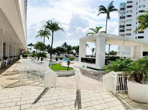 10275 Collins Ave 229, Bal Harbour FL 33154