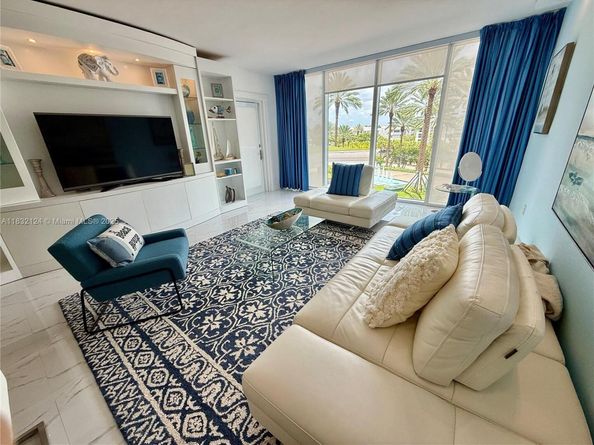 10275 Collins Ave 229, Bal Harbour FL 33154