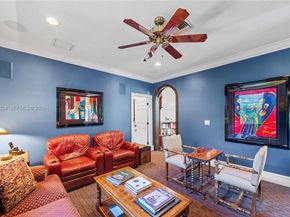 2567 Montclaire Cir, Weston FL 33327