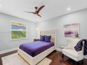 2567 Montclaire Cir, Weston FL 33327