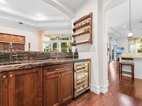 2567 Montclaire Cir, Weston FL 33327