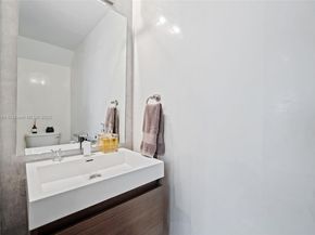 261 Navarre Ave A3, Coral Gables FL 33134