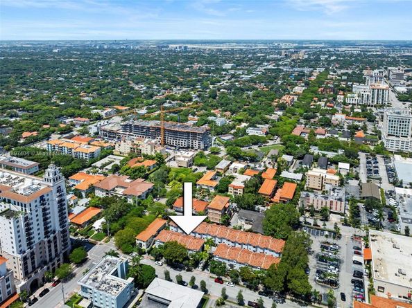 261 Navarre Ave A3, Coral Gables FL 33134