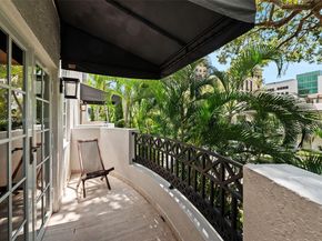 261 Navarre Ave A3, Coral Gables FL 33134