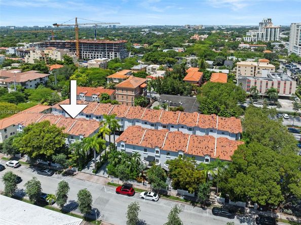 261 Navarre Ave A3, Coral Gables FL 33134