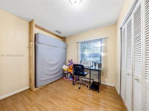 4660 E 4th Ave, Hialeah FL 33013