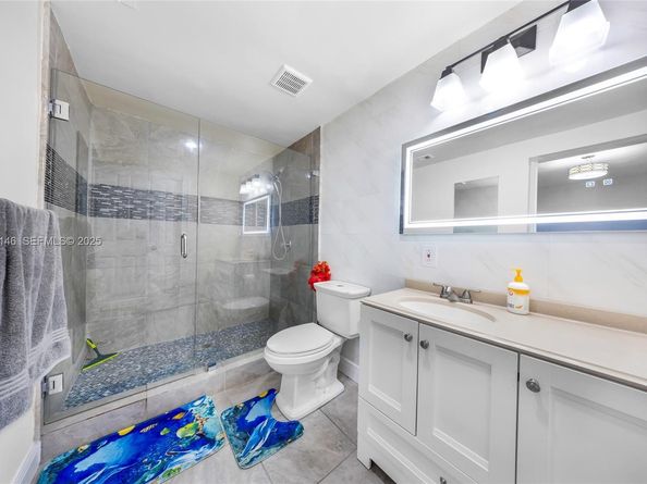 4660 E 4th Ave, Hialeah FL 33013