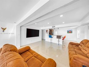 4660 E 4th Ave, Hialeah FL 33013