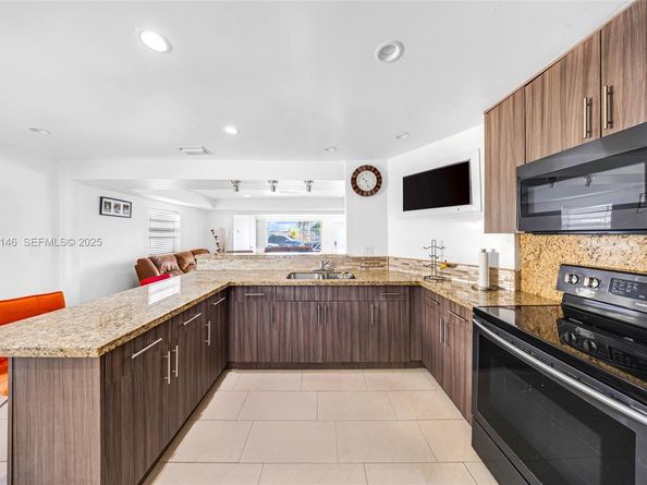 4660 E 4th Ave, Hialeah FL 33013