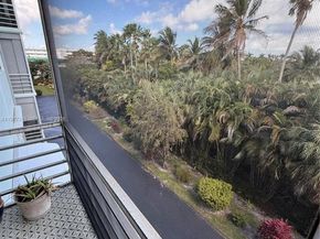 700 NE 14th Ave 409, Hallandale Beach FL 33009