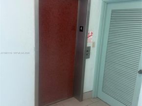 700 NE 14th Ave 409, Hallandale Beach FL 33009