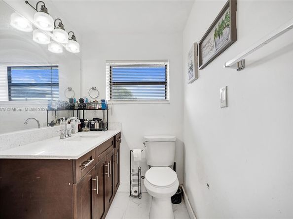 19620 NW 6th court, Miami Gardens FL 33169