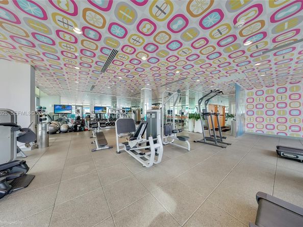 31 SE 6th St 2506, Miami FL 33131