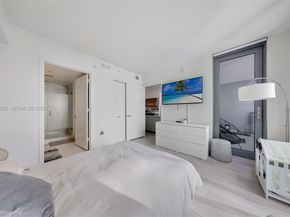 31 SE 6th St 2506, Miami FL 33131