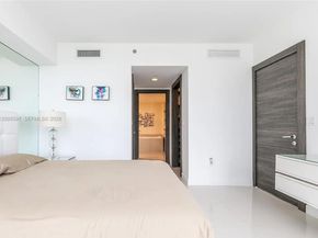 495 Brickell Ave 703, Miami FL 33131