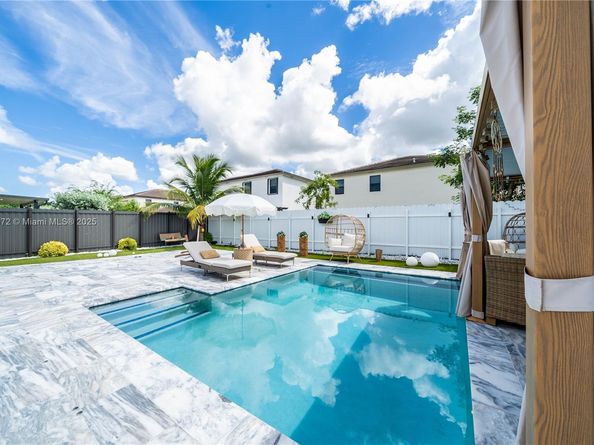 22719 SW 131st Ave, Miami FL 33170