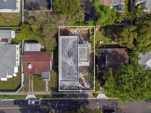 1259 SW 20th St, Miami FL 33145