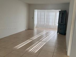3091 NW 46th Ave 205C, Lauderdale Lakes FL 33313