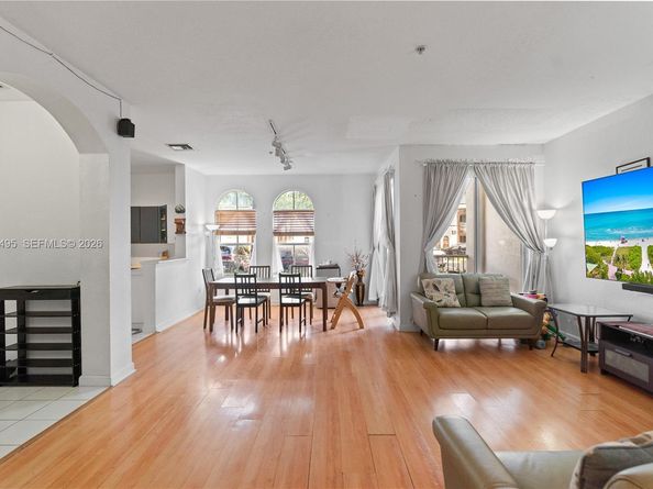 4301 SW 160th Ave 110, Miramar FL 33027