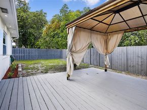6861 NW 24th St, Sunrise FL 33313
