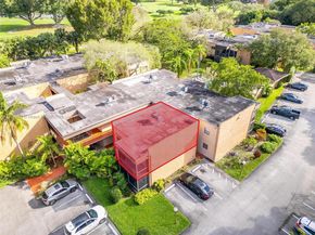 8901 N New River Canal Rd 14W, Plantation FL 33324