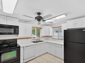 1130-1132 NW 34th Ave, Miami FL 33125