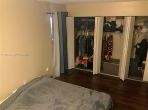 469 N Pine Island Rd B305, Plantation FL 33324