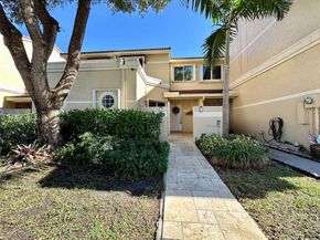 3490 Deer Creek Palladian Cir, Deerfield Beach FL 33442