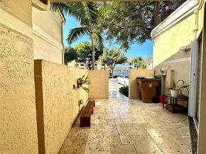 3490 Deer Creek Palladian Cir, Deerfield Beach FL 33442