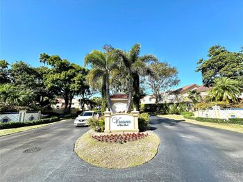 3490 Deer Creek Palladian Cir