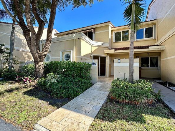 3490 Deer Creek Palladian Cir, Deerfield Beach FL 33442