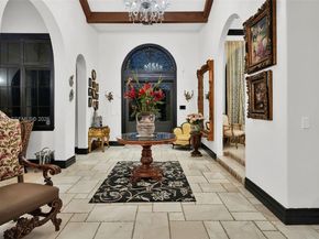 9815 SW 114th St, Miami FL 33176