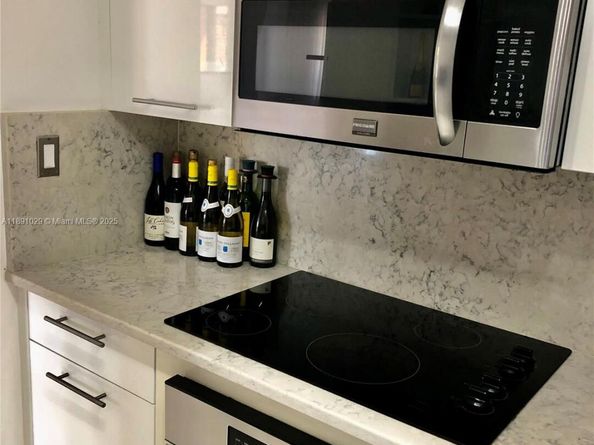 90 Alton Rd 307, Miami Beach FL 33139