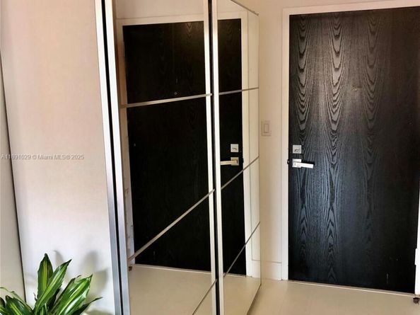 90 Alton Rd 307, Miami Beach FL 33139