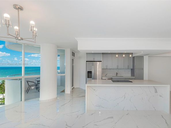 6301 Collins Ave 1107, Miami Beach FL 33141