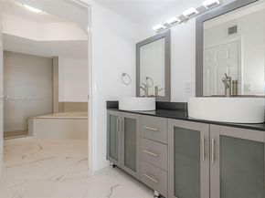 6301 Collins Ave 1107, Miami Beach FL 33141