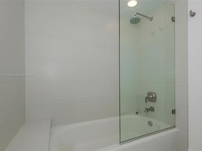 6301 Collins Ave 1107, Miami Beach FL 33141