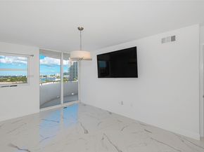 6301 Collins Ave 1107, Miami Beach FL 33141