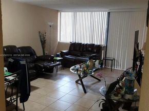 10500 SW 108th Ave B211, Miami FL 33176
