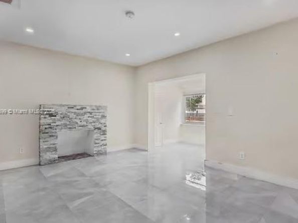 666 NE 62nd St, Miami FL 33138
