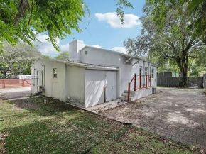 666 NE 62nd St, Miami FL 33138