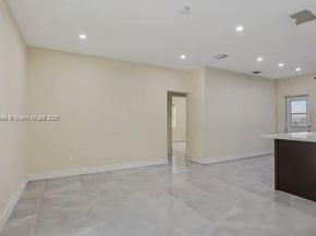 666 NE 62nd St, Miami FL 33138