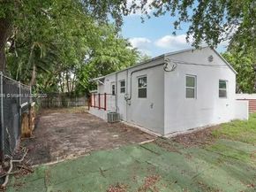 666 NE 62nd St, Miami FL 33138