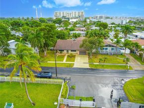 614 NE 3rd St, Dania Beach FL 33004