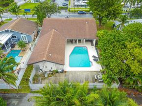 614 NE 3rd St, Dania Beach FL 33004
