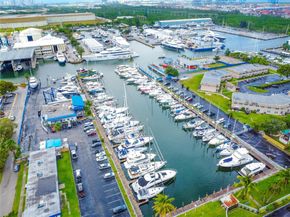 614 NE 3rd St, Dania Beach FL 33004