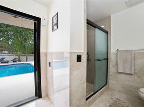 614 NE 3rd St, Dania Beach FL 33004